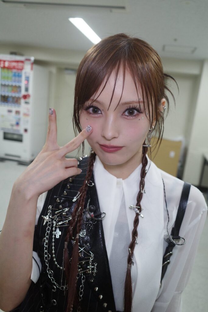 Thumbnail of post image 122